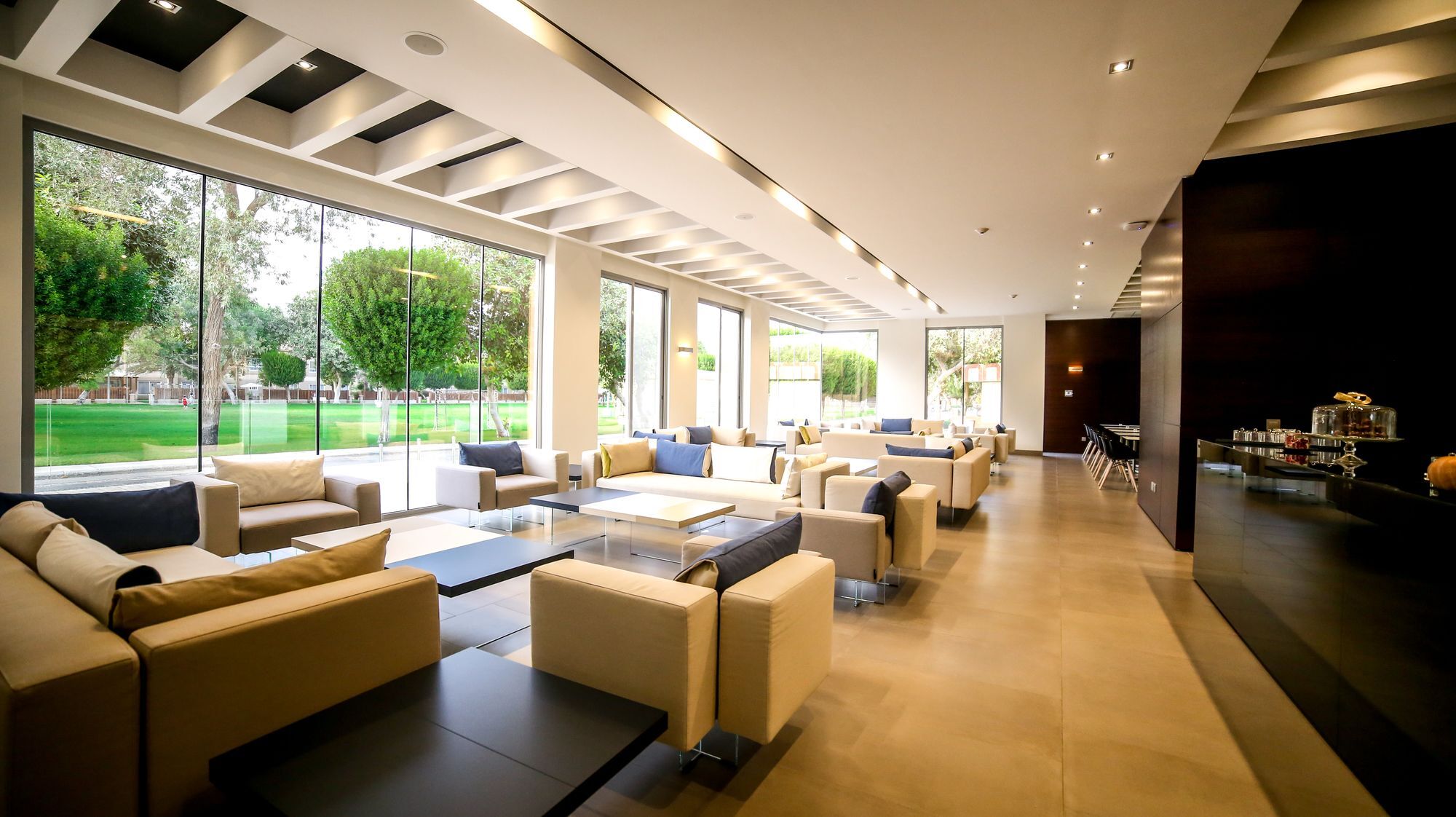 M Executive Residence&Boutique Hotel - Adults Only Khobar Extérieur photo